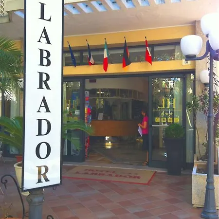 Hotel Labrador 3*