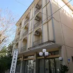 Labrador 3* Cattolica