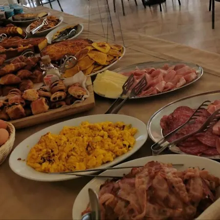 מלון Labrador 3*